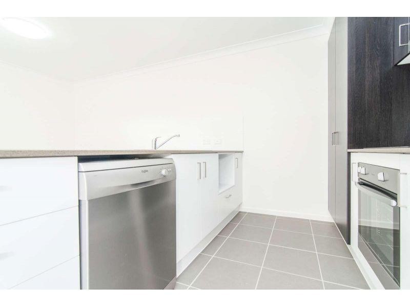 1/19 Coogera Court, Morayfield QLD 4506