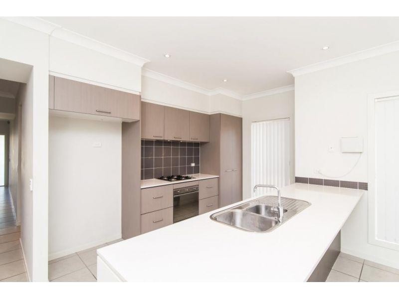 6 Somerset Drive, Carseldine QLD 4034