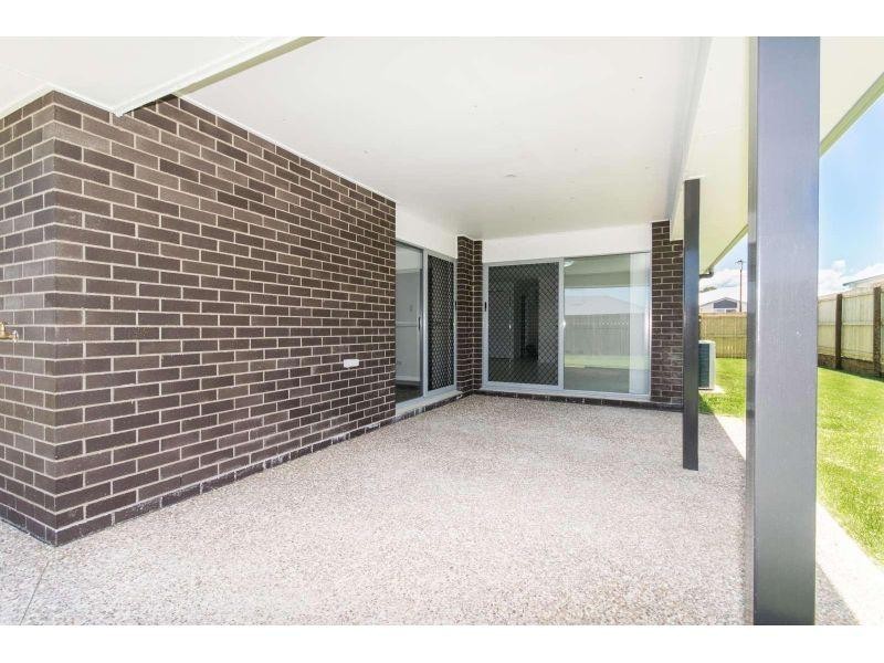 1/18 Coogera Court, Morayfield QLD 4506