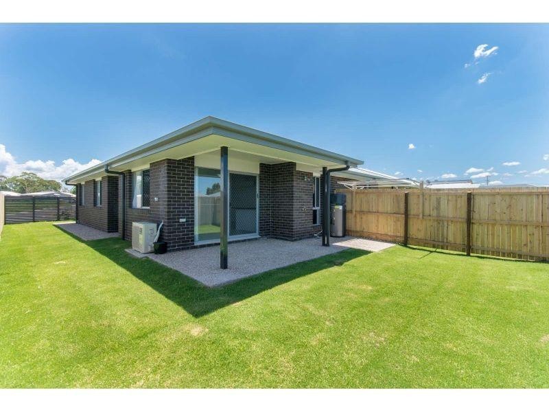 2/18 Coogera Court, Morayfield QLD 4506