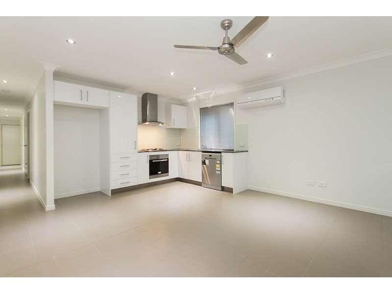 1/11 Applewood Court, Kallangur QLD 4503