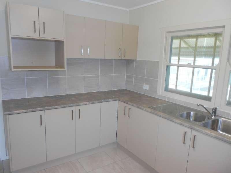 7 Florence Street, Kallangur QLD 4503