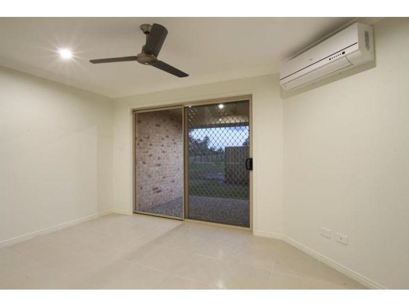 2/2 Danica Court, Morayfield QLD 4506