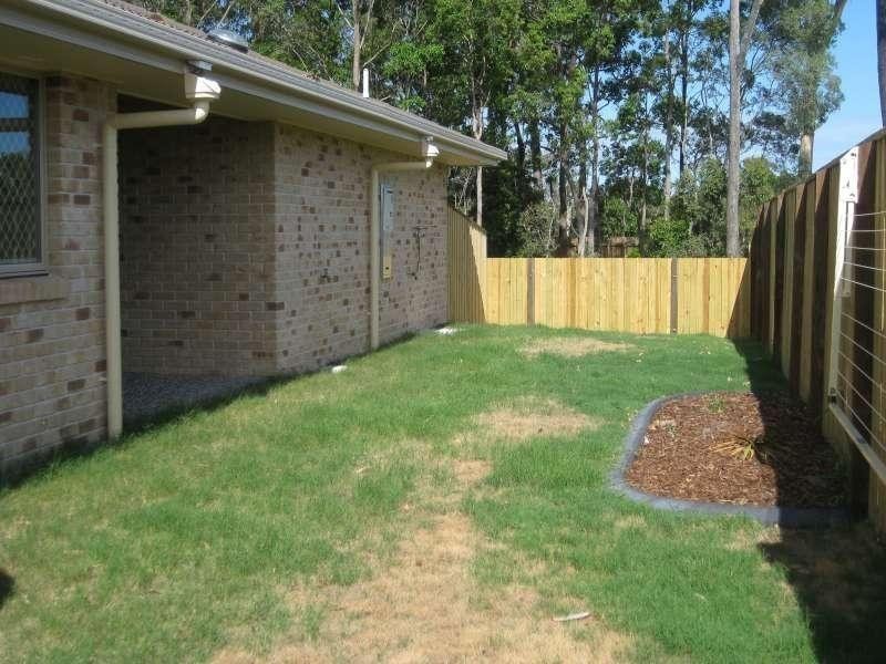 2/2 Danica Court, Morayfield QLD 4506