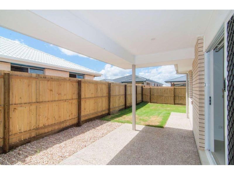 2/4 Poole Court, Caboolture QLD 4510