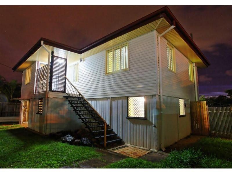 9 Goodfellows Road, Kallangur QLD 4503