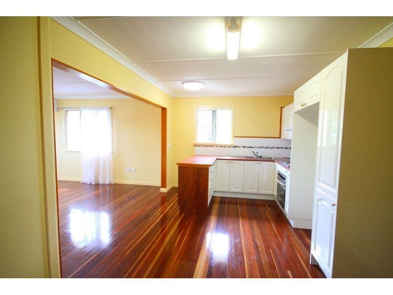 9 Goodfellows Road, Kallangur QLD 4503