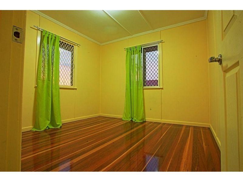 9 Goodfellows Road, Kallangur QLD 4503