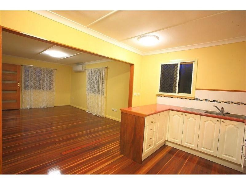 9 Goodfellows Road, Kallangur QLD 4503