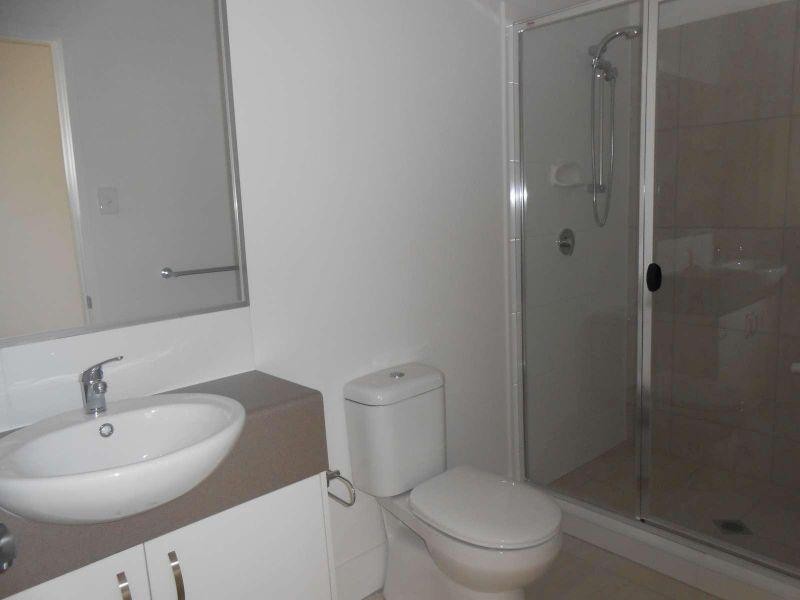 2/1 Justin Street, Pimpama QLD 4209