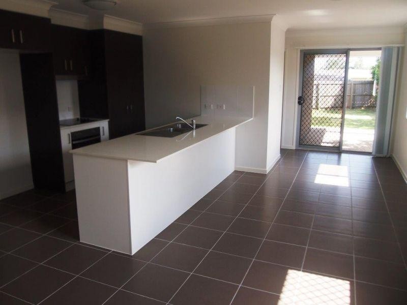 2/21 Hind Court, Bellmere QLD 4510