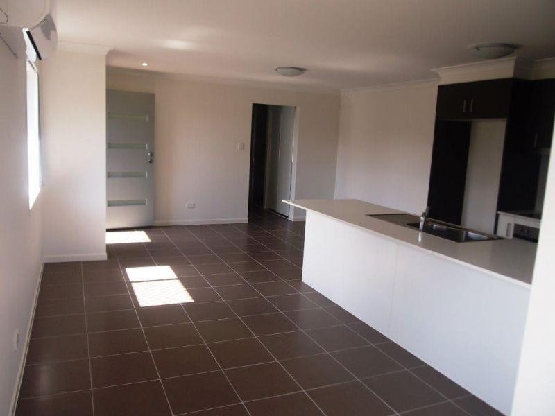 2/21 Hind Court, Bellmere QLD 4510