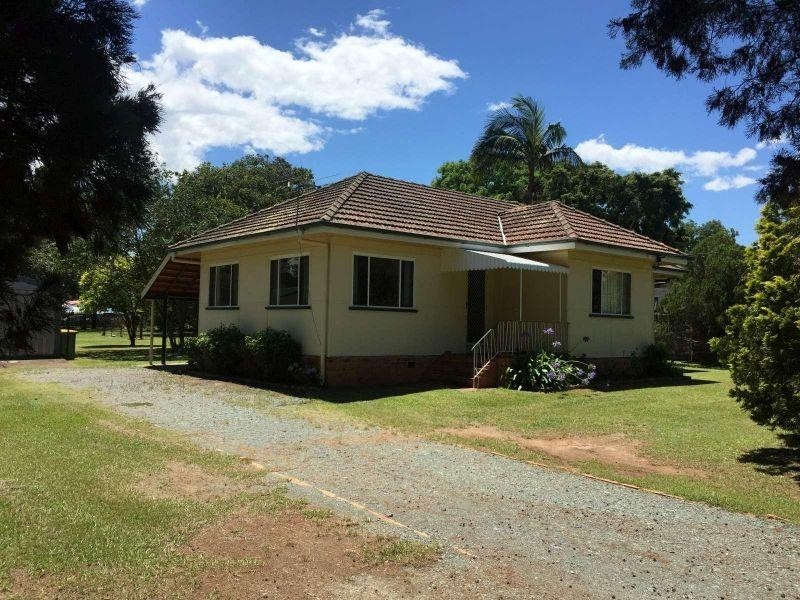 85 School Street, Kallangur QLD 4503