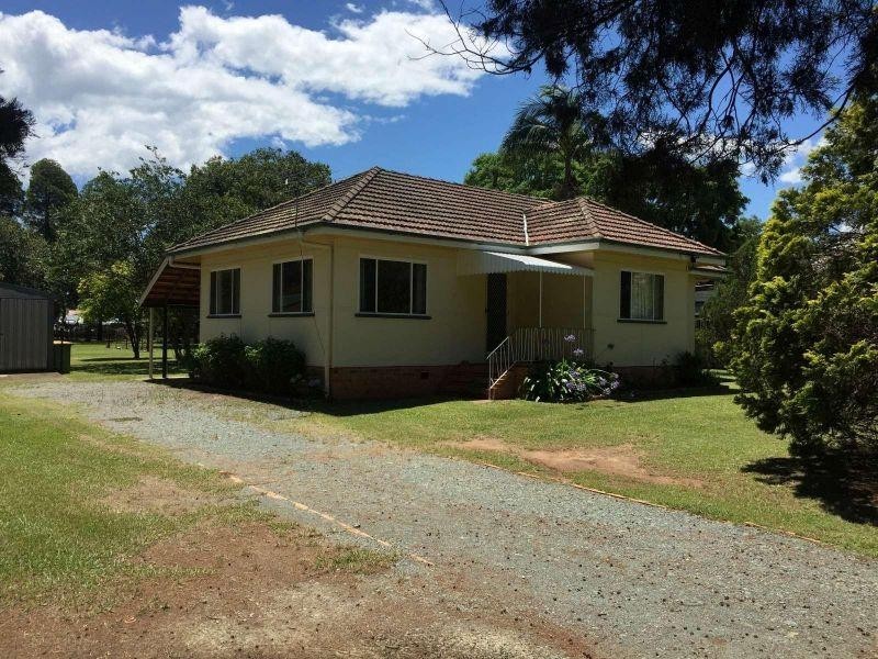 85 School Street, Kallangur QLD 4503