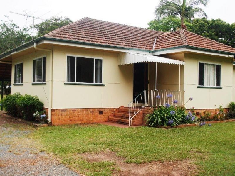 85 School Street, Kallangur QLD 4503