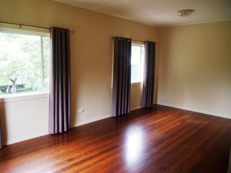 85 School Street, Kallangur QLD 4503