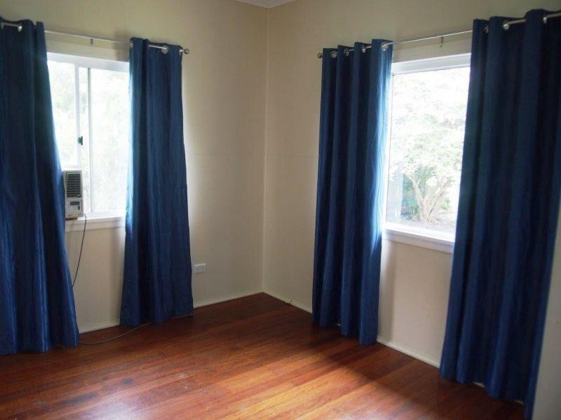 85 School Street, Kallangur QLD 4503