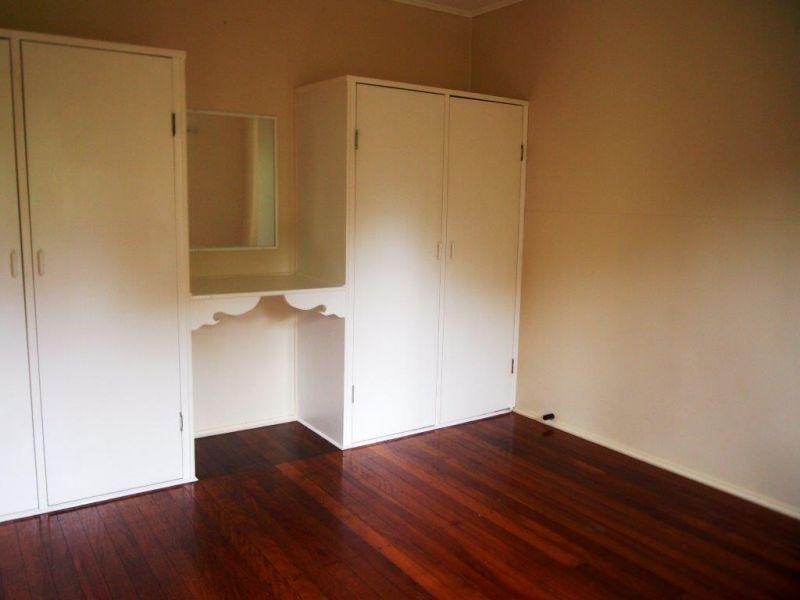 85 School Street, Kallangur QLD 4503