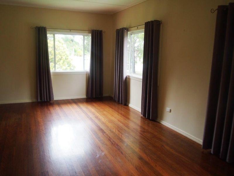 85 School Street, Kallangur QLD 4503