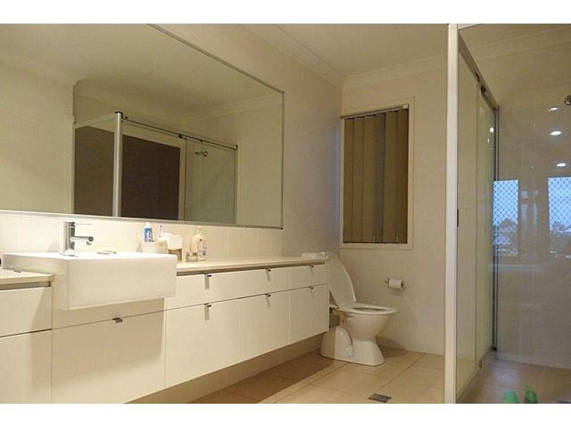 4 Swanston Crescent, Narangba QLD 4504