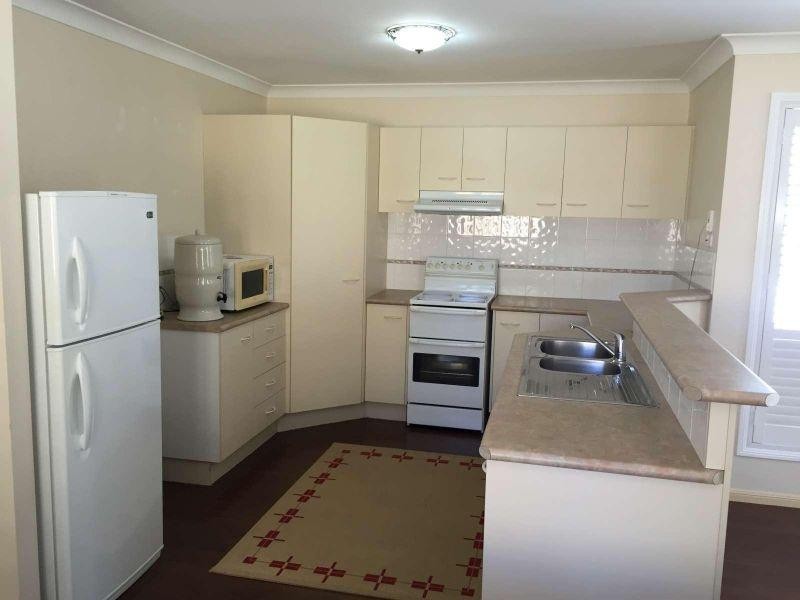 3/7 Samuel Street, Woody Point QLD 4019
