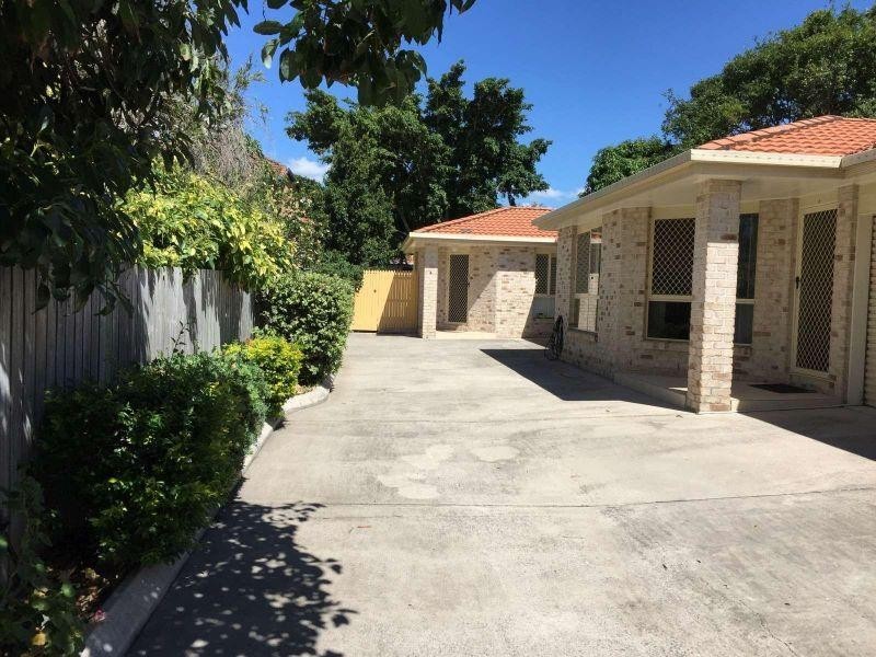 3/7 Samuel Street, Woody Point QLD 4019