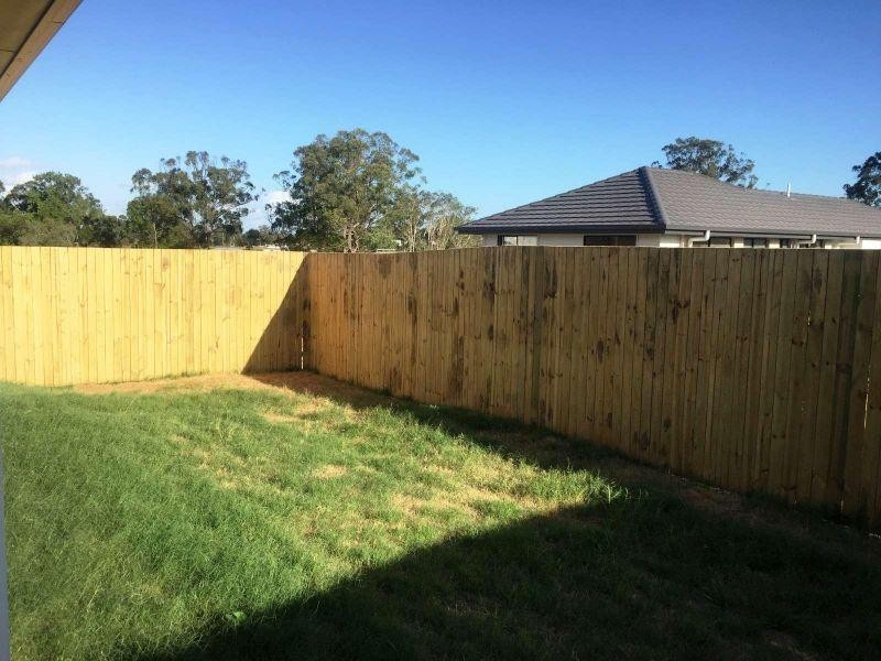 2/5 Antelope Street, Dakabin QLD 4503