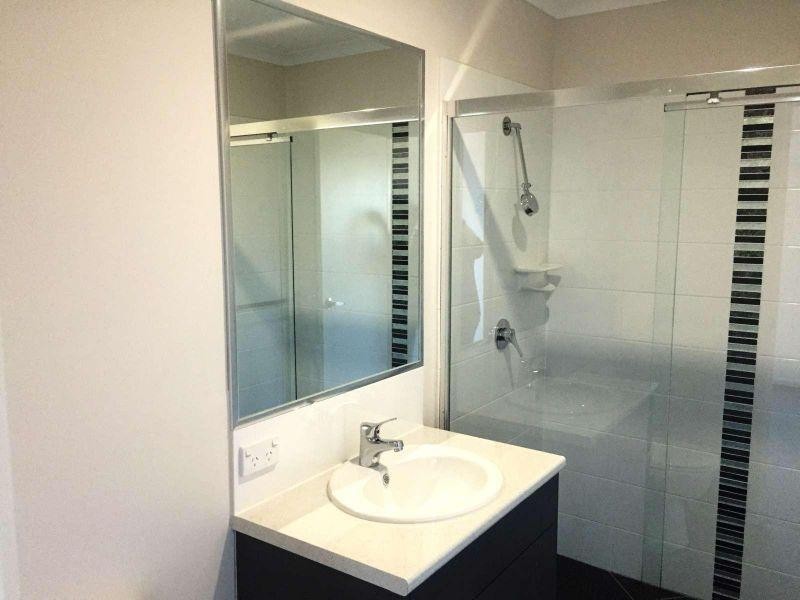 2/5 Antelope Street, Dakabin QLD 4503