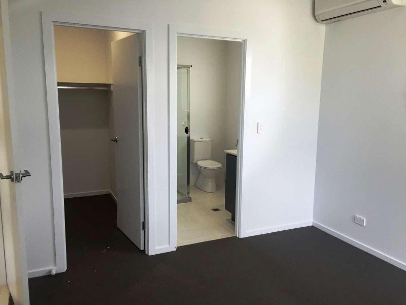 105 Stone Ridge Boulevard, Narangba QLD 4504