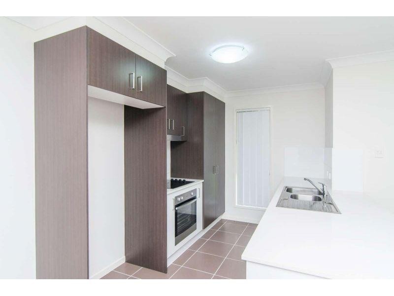 2/64 Ruby Street, Caboolture QLD 4510