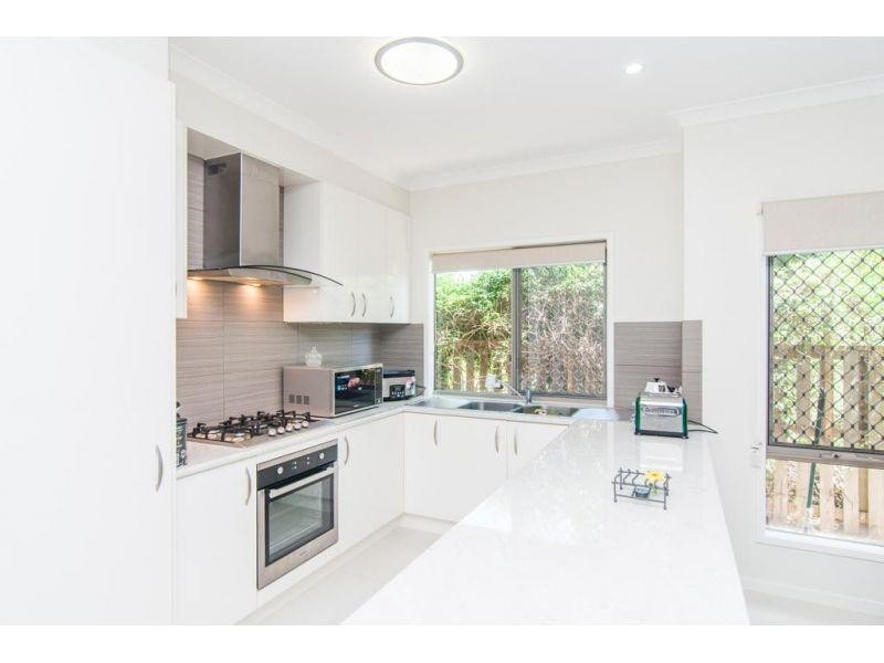 570 Roghan Road, Fitzgibbon QLD 4018