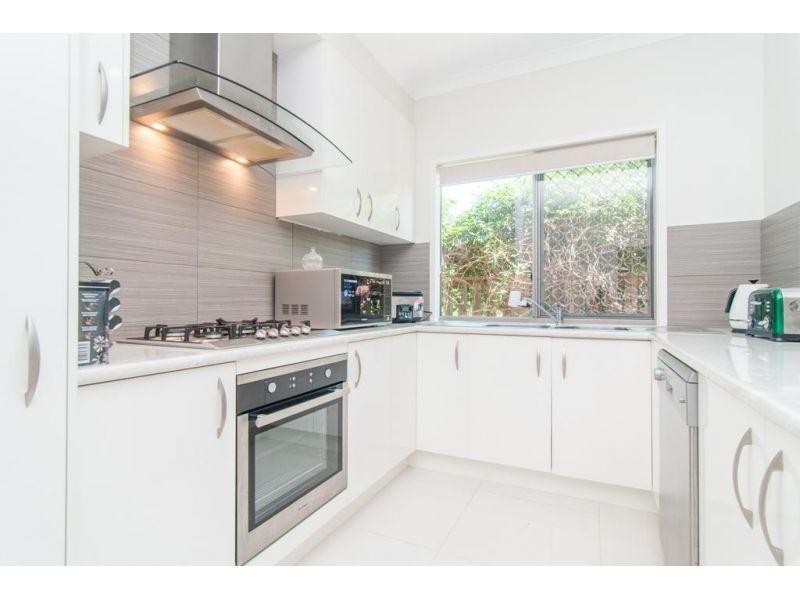 570 Roghan Road, Fitzgibbon QLD 4018