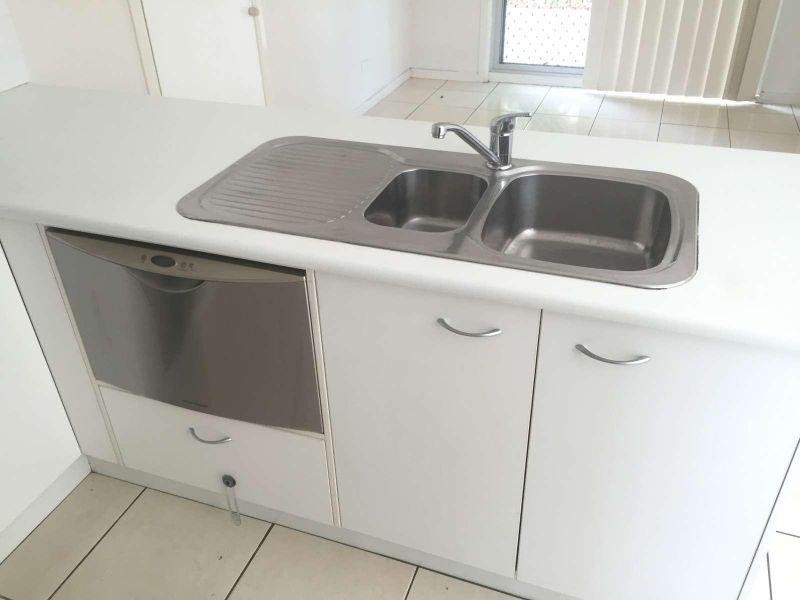 9/505 Gympie Road, Strathpine QLD 4500