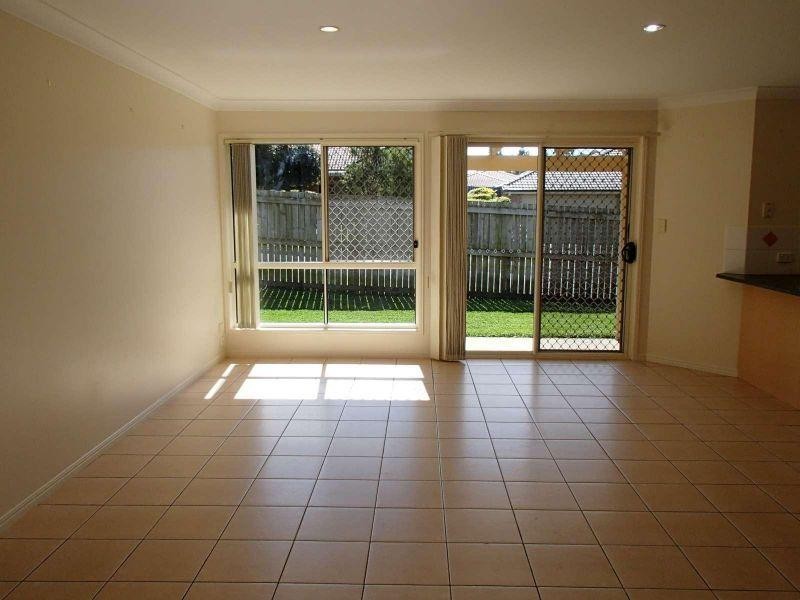 1 Chantrey Court, Kallangur QLD 4503