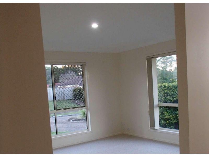 1 Chantrey Court, Kallangur QLD 4503