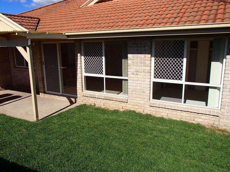 1 Chantrey Court, Kallangur QLD 4503