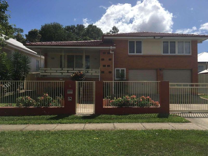 5 Vale Street, Wavell Heights QLD 4012