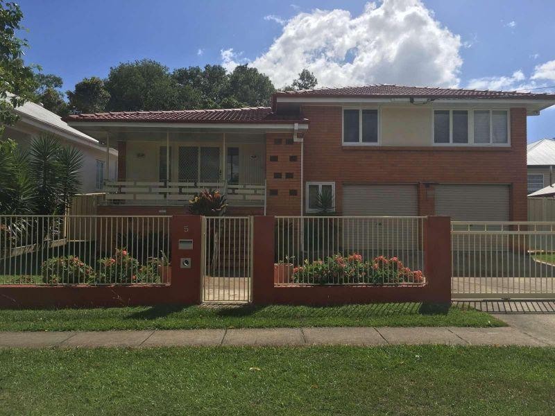 5 Vale Street, Wavell Heights QLD 4012
