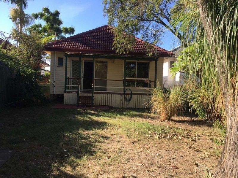 31 Keenan Street, Margate QLD 4019
