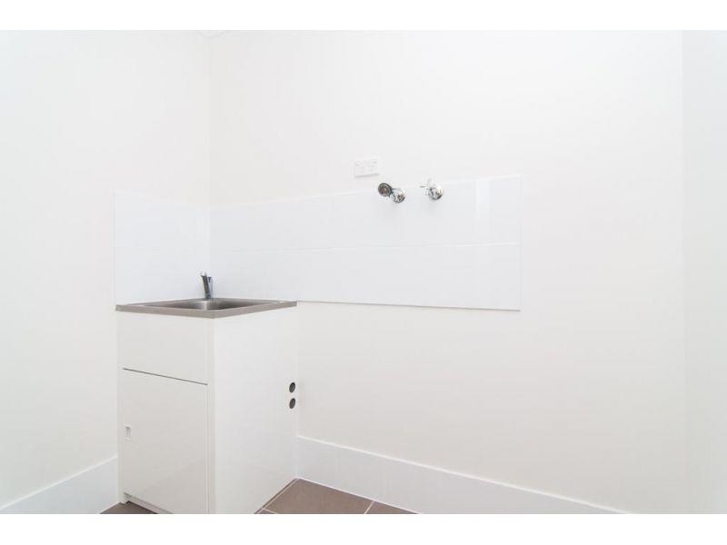 2/74 Cox Drive, Morayfield QLD 4506