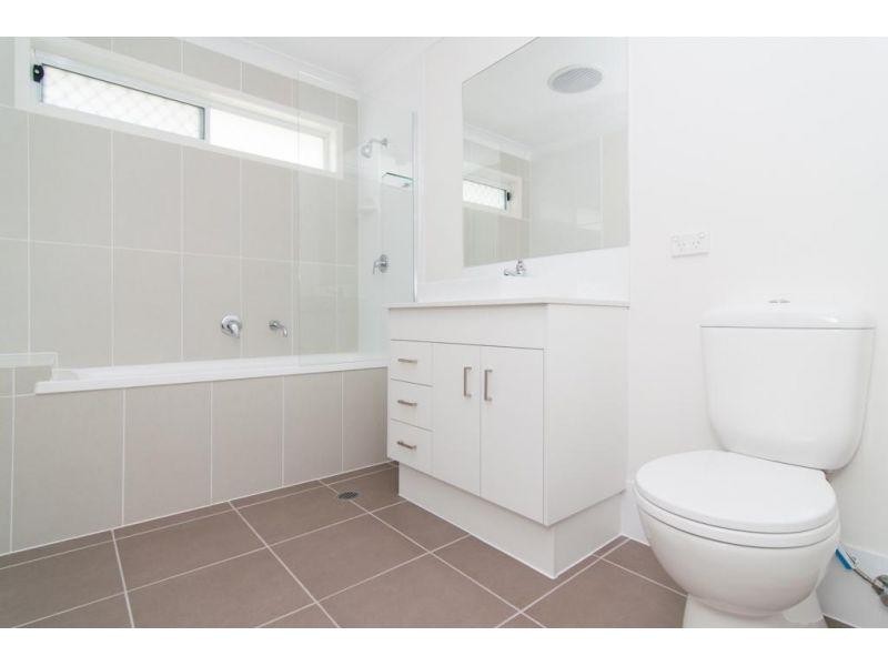 1/74 Cox Drive, Morayfield QLD 4506