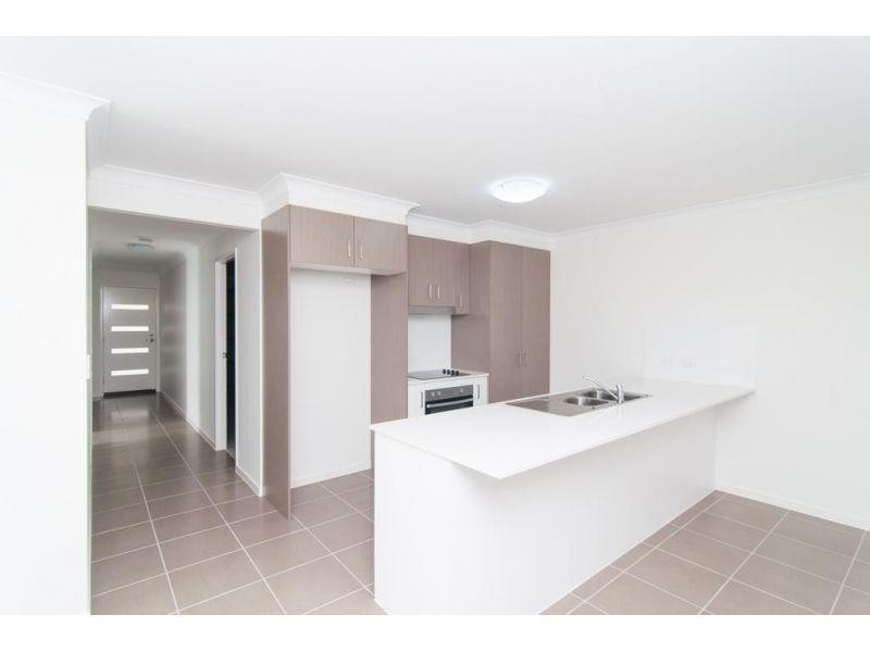 2/13 Thea Court, Morayfield QLD 4506