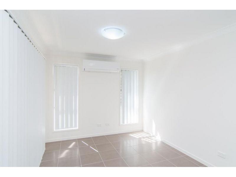 2/13 Thea Court, Morayfield QLD 4506