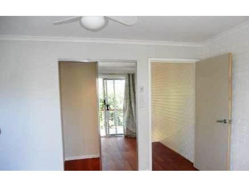 4/10 Kate Street, Woody Point QLD 4019