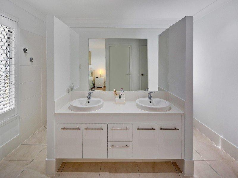 6 Promontory Street, Birtinya QLD 4575