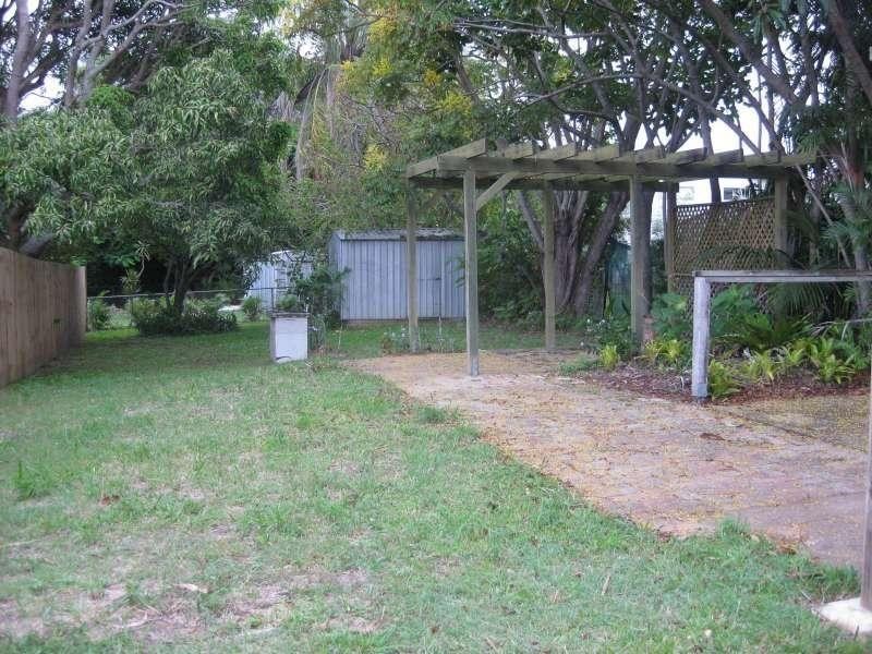 29 Westbrook Street, Woody Point QLD 4019