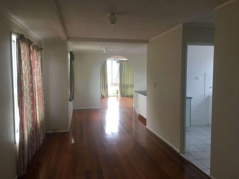 54 Station Road, Lawnton QLD 4501