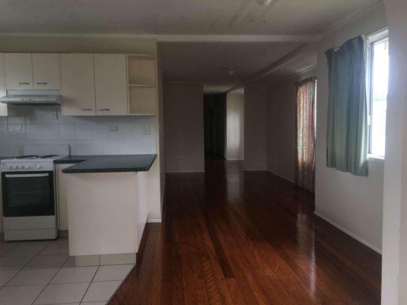 54 Station Road, Lawnton QLD 4501