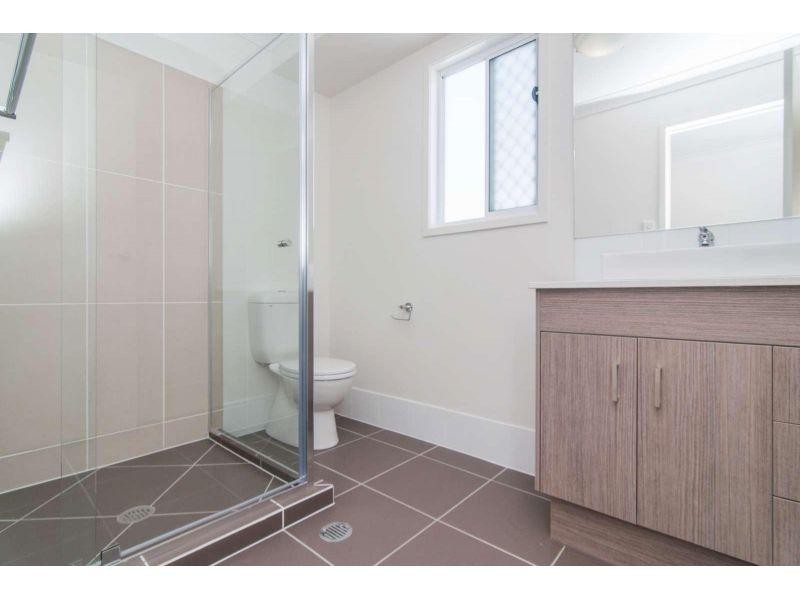 2/12 Bellthorpe Ciruit, Kallangur QLD 4503