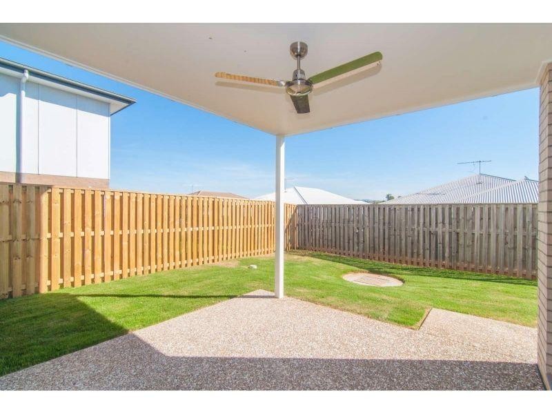 1/12 Bellthorpe Circuit, Kallangur QLD 4503